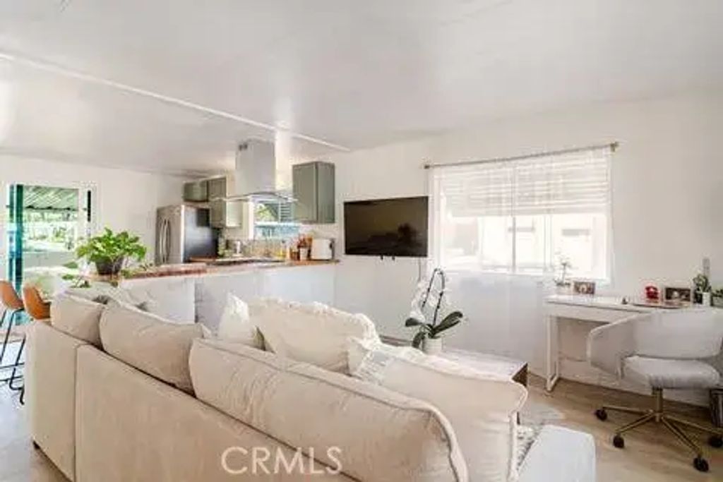 49305 Hwy 74 1, Palm Desert