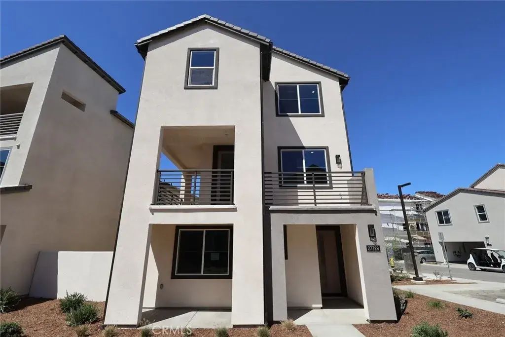 27328 Bear Paw Lane, Valencia