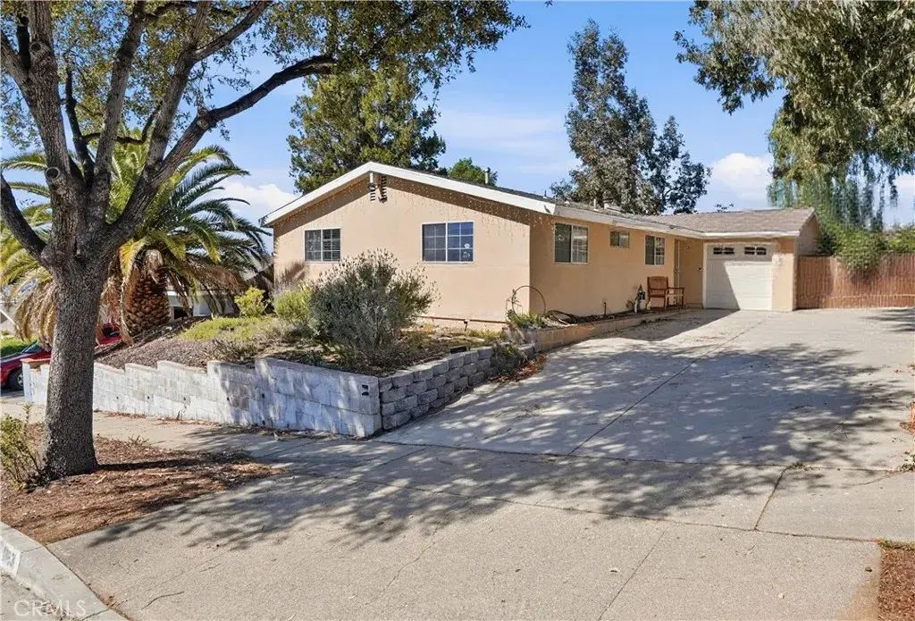 18631 Kimbrough Street, Canyon Country