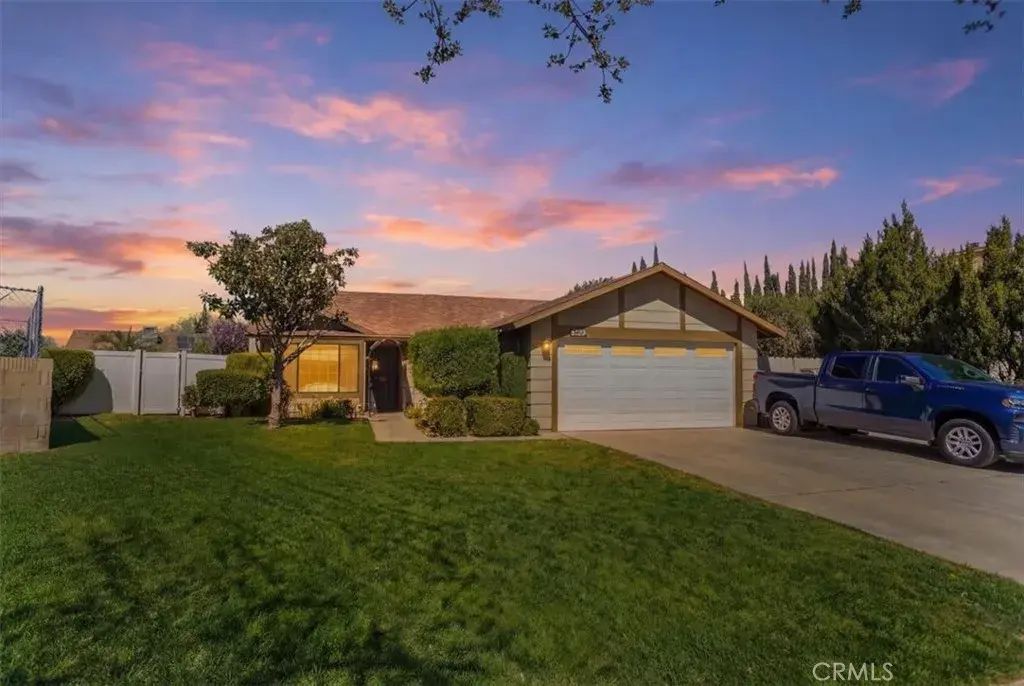 42939 Sunny, Lancaster