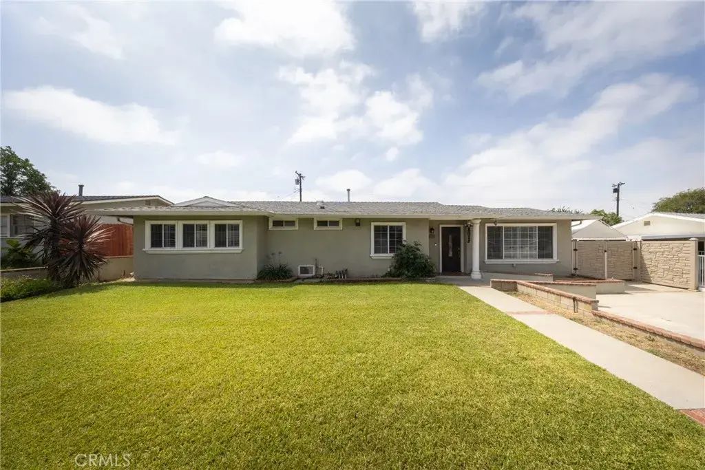 2022 E Linfield, Glendora