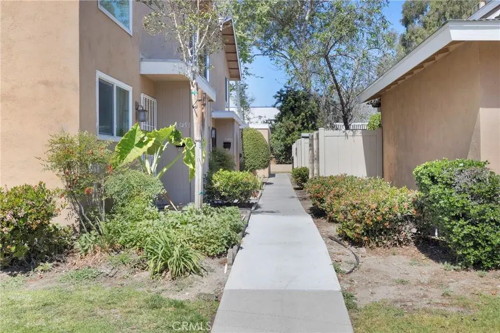 13451 Village, Cerritos