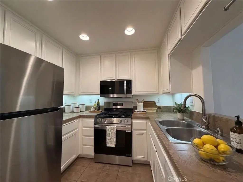 32 Tradewinds, Aliso Viejo