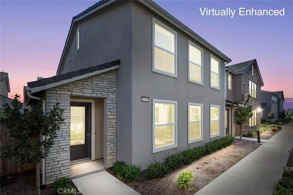 2725 E Teaberry Drive, Fresno