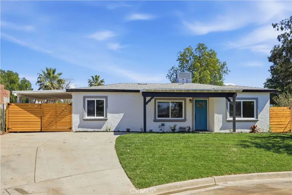 3192 Pontiac, Jurupa Valley
