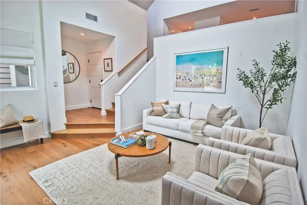 13 Catalina Court, Manhattan Beach