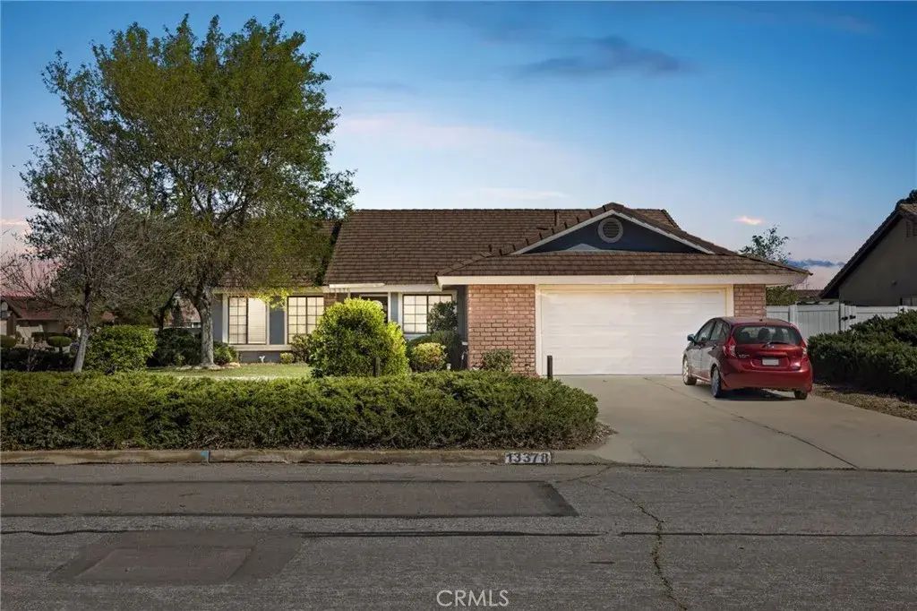 13378 Mountain, Hesperia