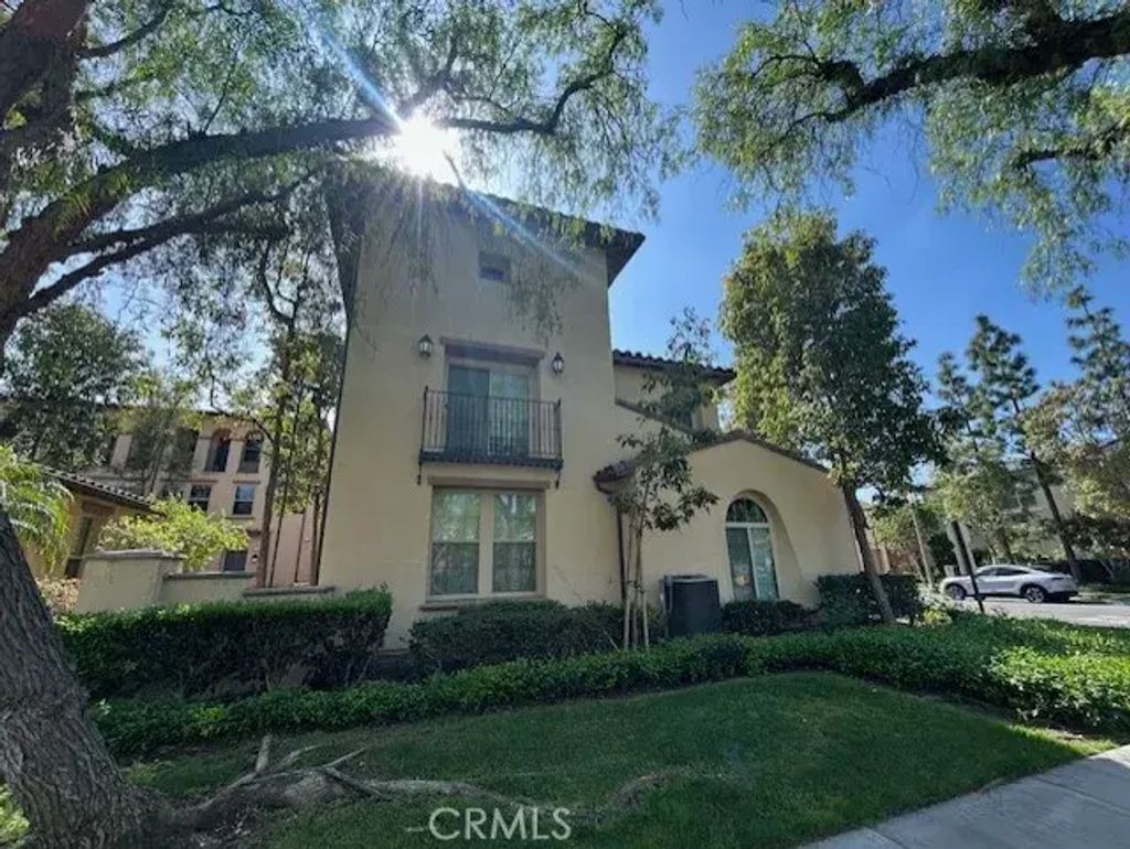 58 Cienega, Irvine