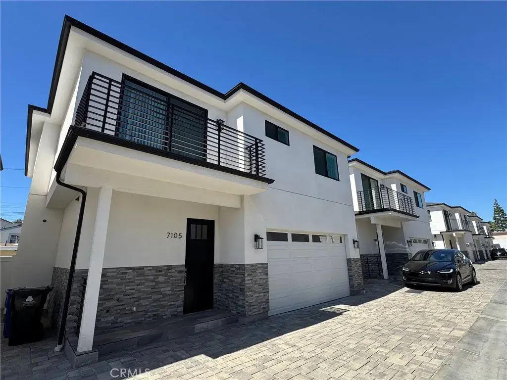 7105 N Dylan Court, Reseda
