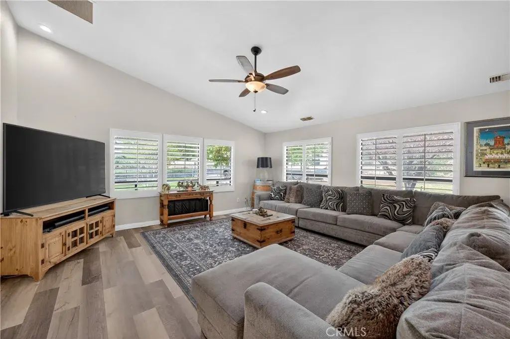 9902 Avenida Miravilla, Cherry Valley