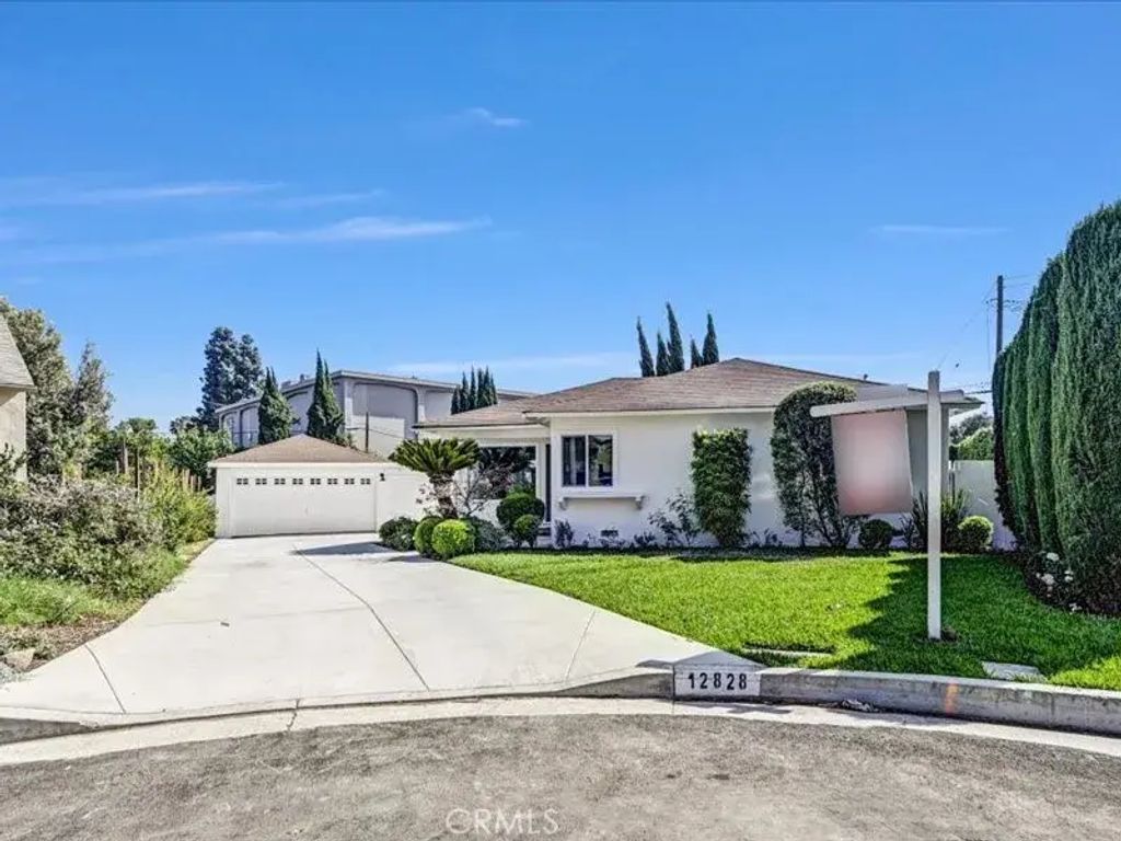 12828 Cullen, Whittier