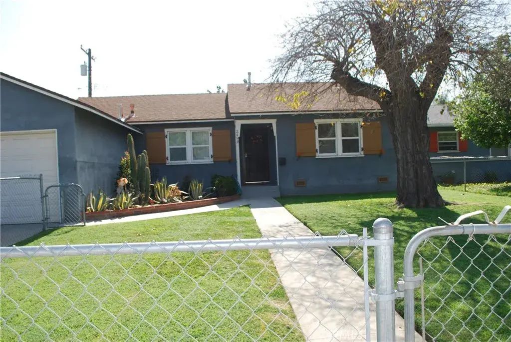 2498 Kellogg Park Drive, Pomona