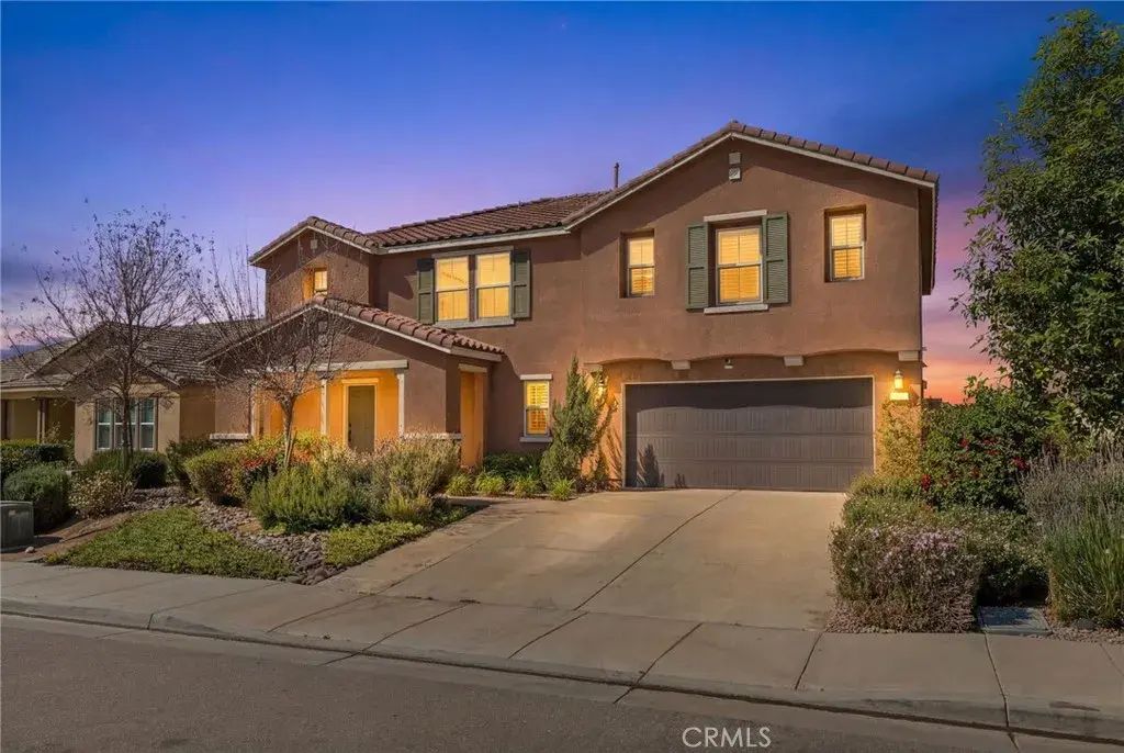 7387 Silverspot, Riverside