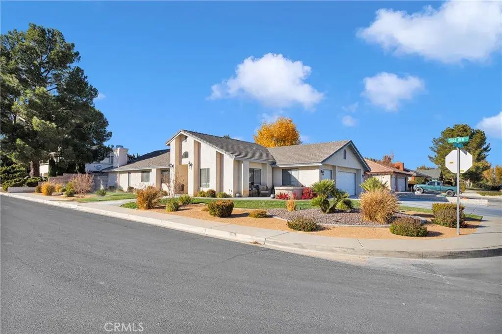 17960 Sage Hen, Victorville