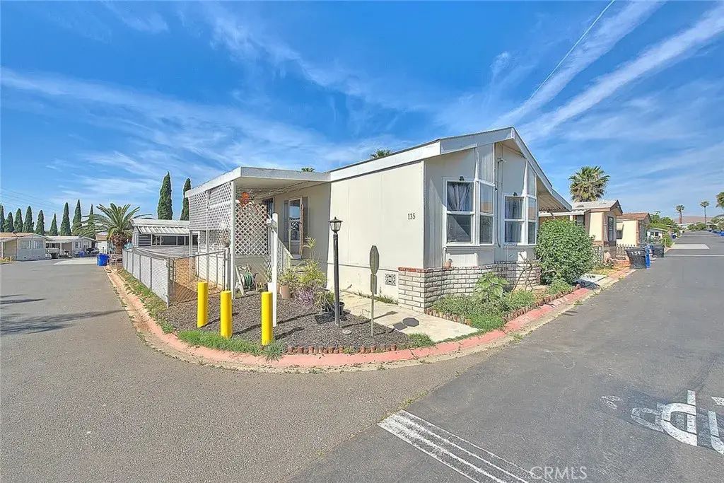4041 Pedley 135, Jurupa Valley