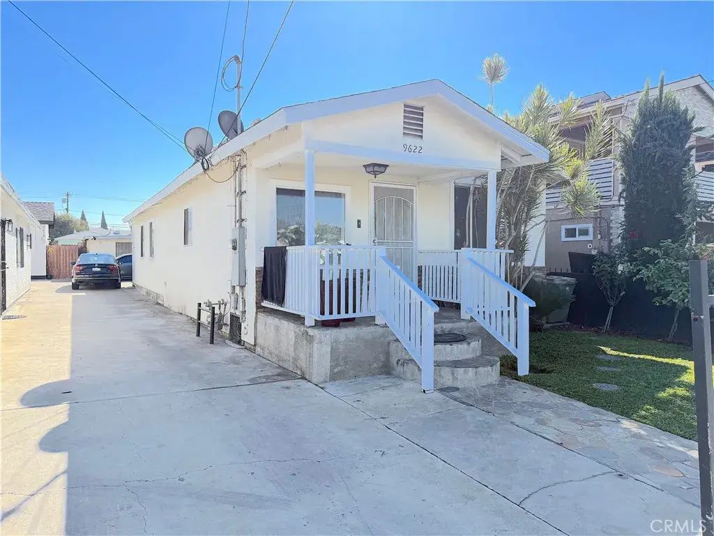 9622 Evers, Los Angeles