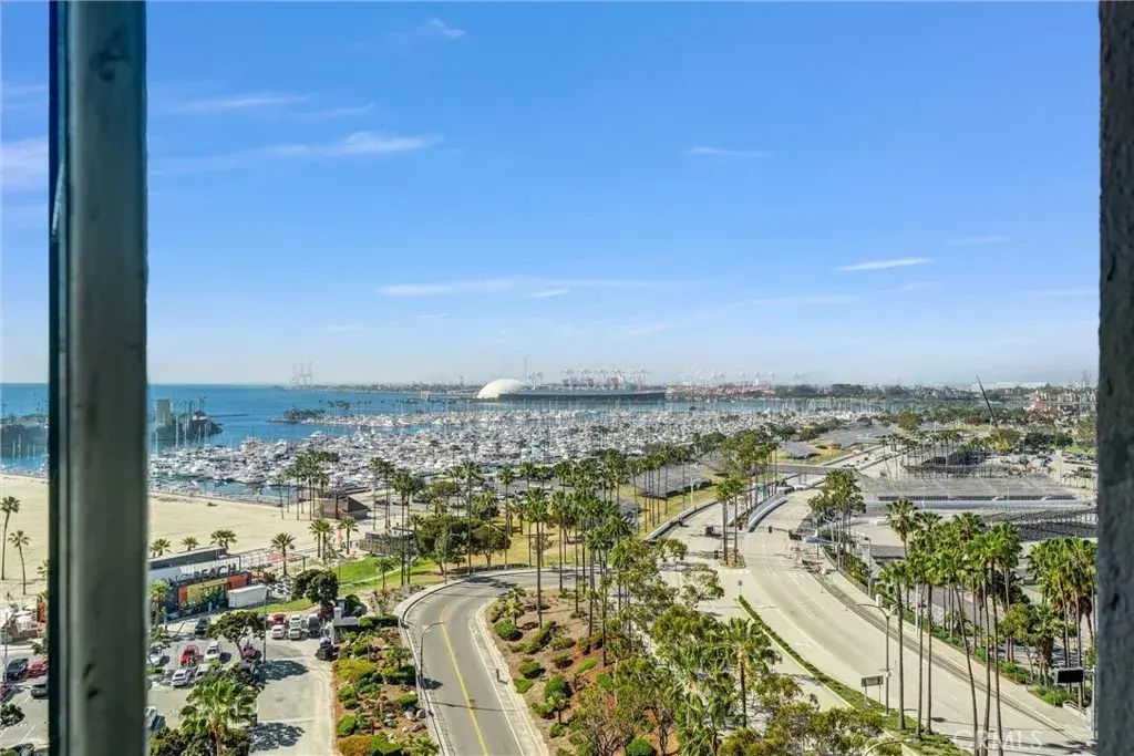 800 E Ocean Boulevard 902, Long Beach