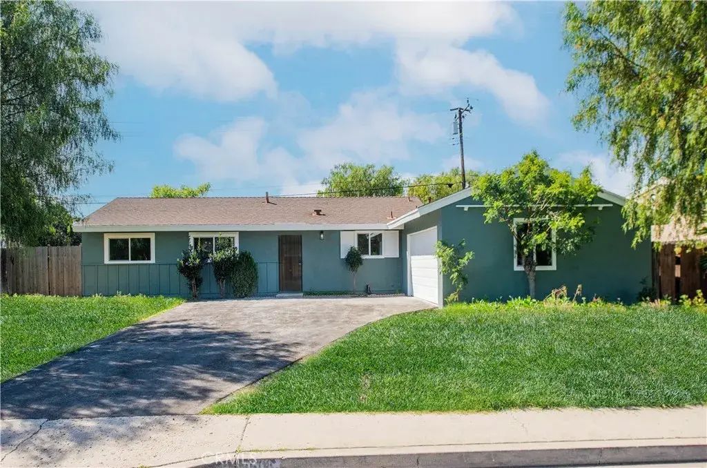 1608 Alviso, Simi Valley