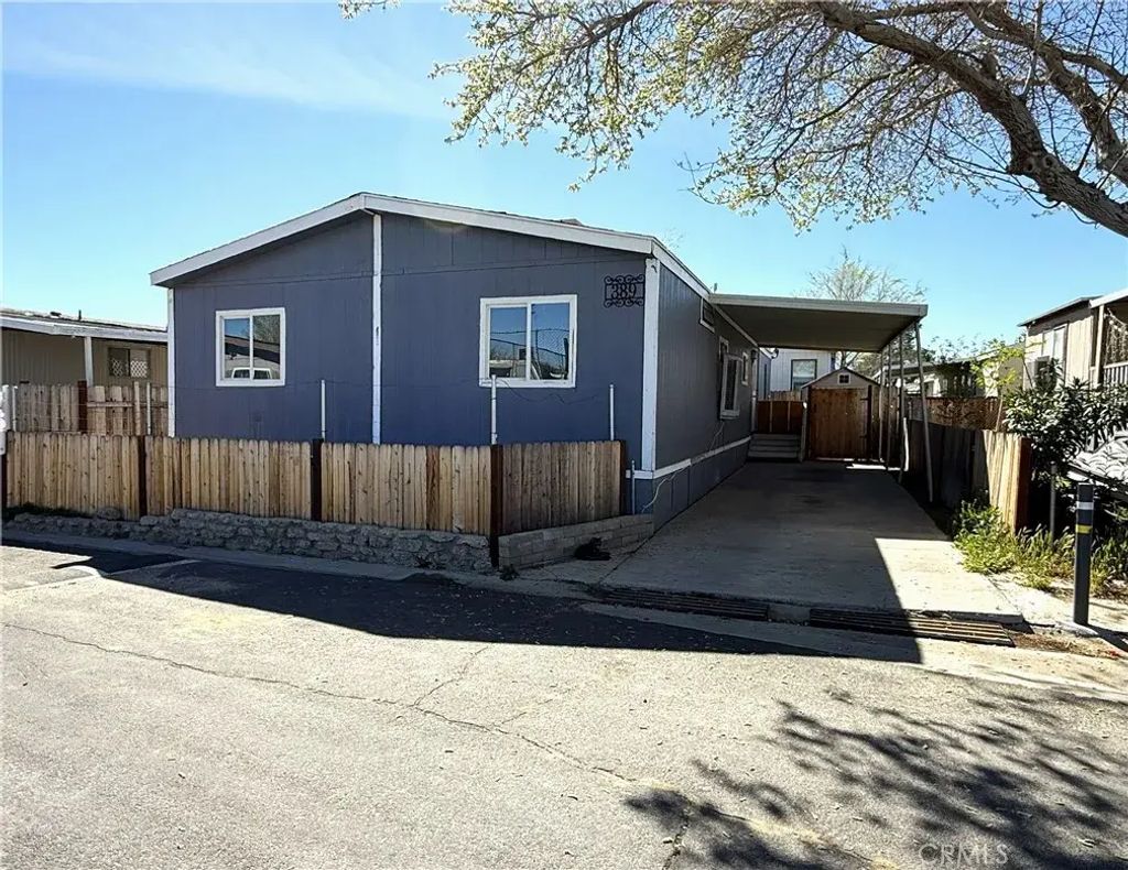 3300 15th West 389, Rosamond
