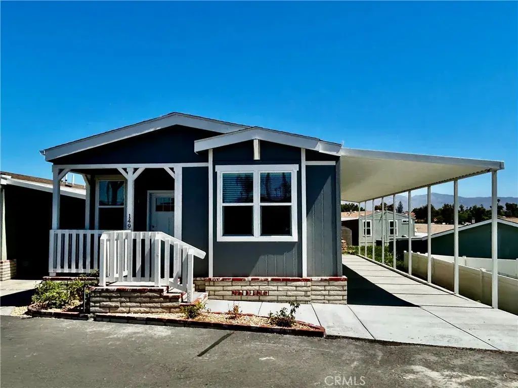 1536 S State St 149, Hemet