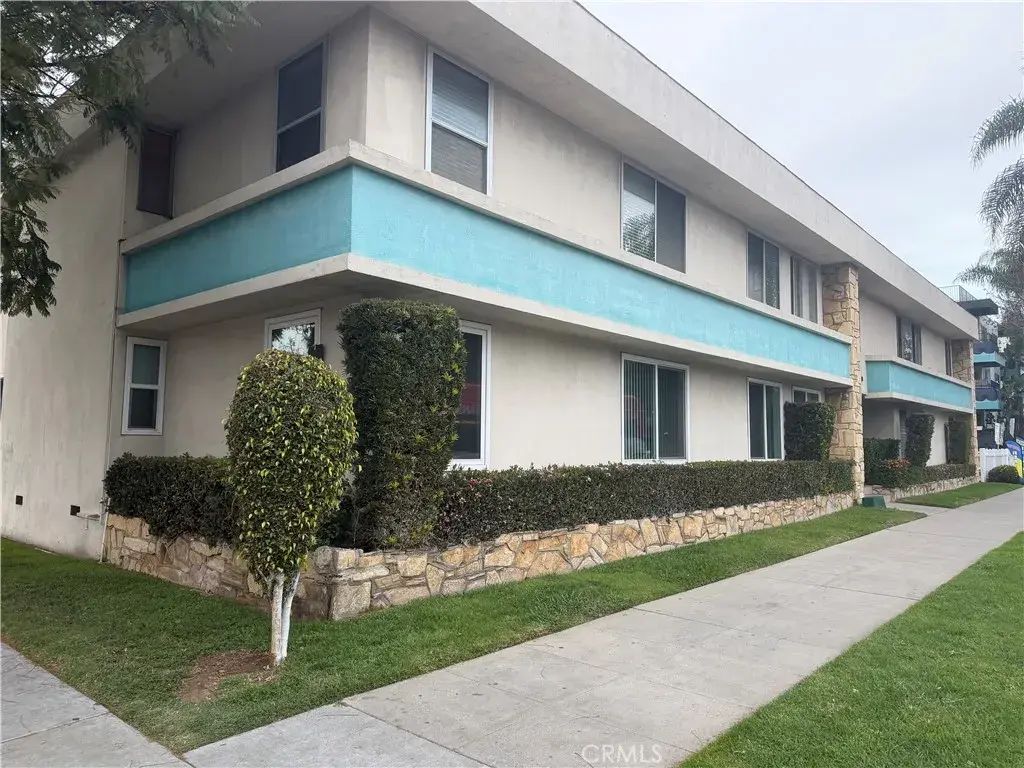 1101 E Ocean, Long Beach