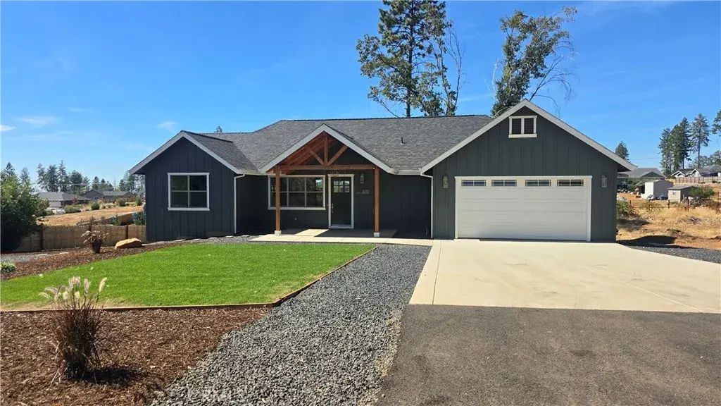 6319 Lucky John Road, Paradise