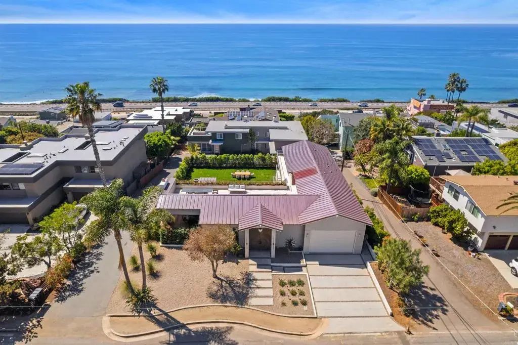1506 Summit Ave, Cardiff By The Sea