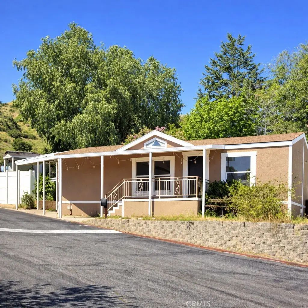 30000 Hasley Canyon 31, Castaic