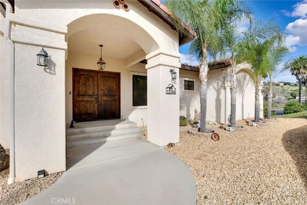 32068 Anna Marie Lane, Bonsall