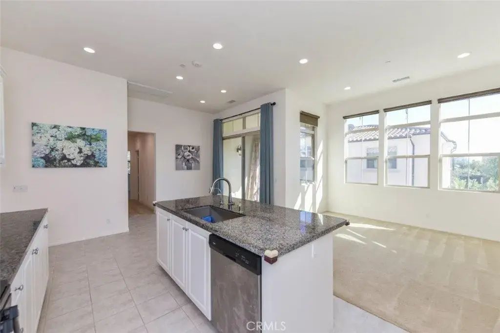 148 Parkwood, Irvine