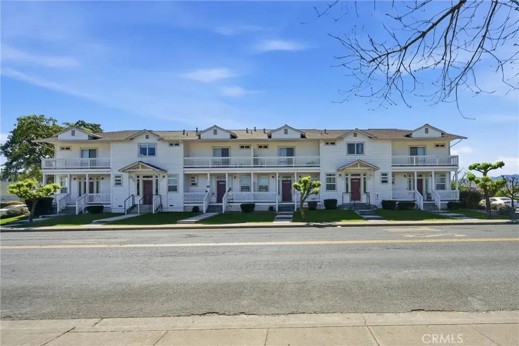 15801 Wardlaw St,, Middletown