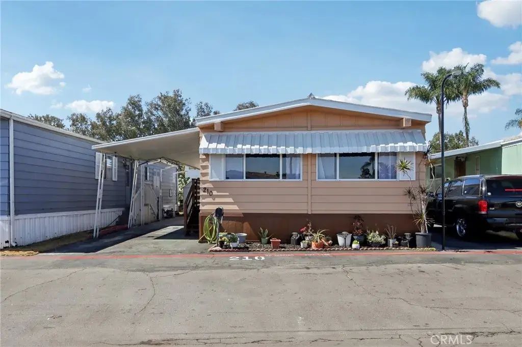 23701 S Western 210, Torrance