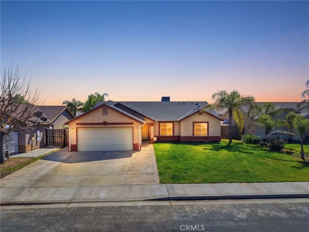 1849 W Spring Crest, Hanford