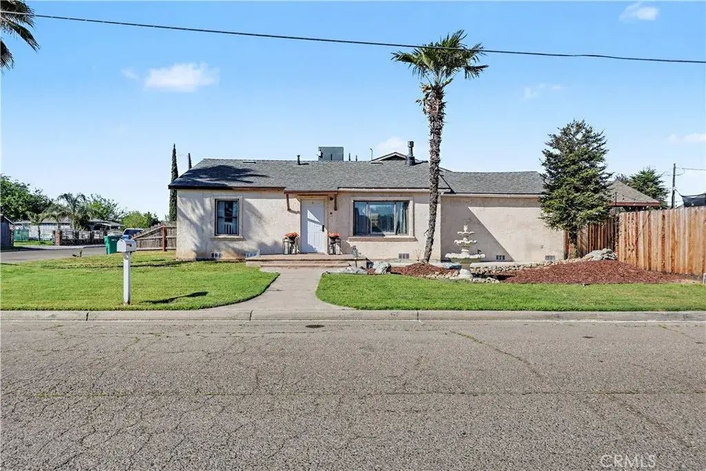 2360 Fir Avenue, Merced