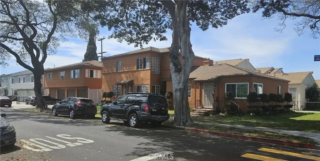 9411 Madison Avenue, South Gate
