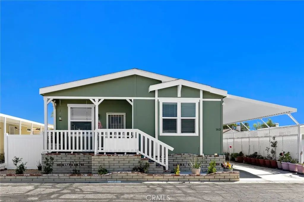 2205 W Acacia 163, Hemet