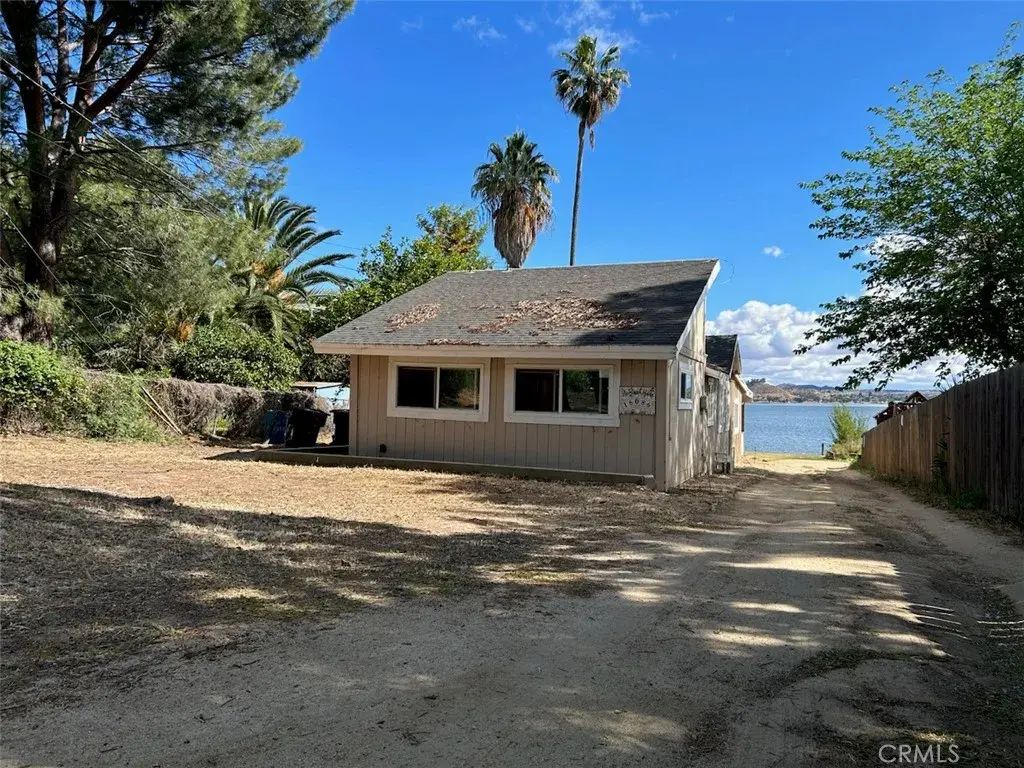 16086 Grand Avenue, Lake Elsinore