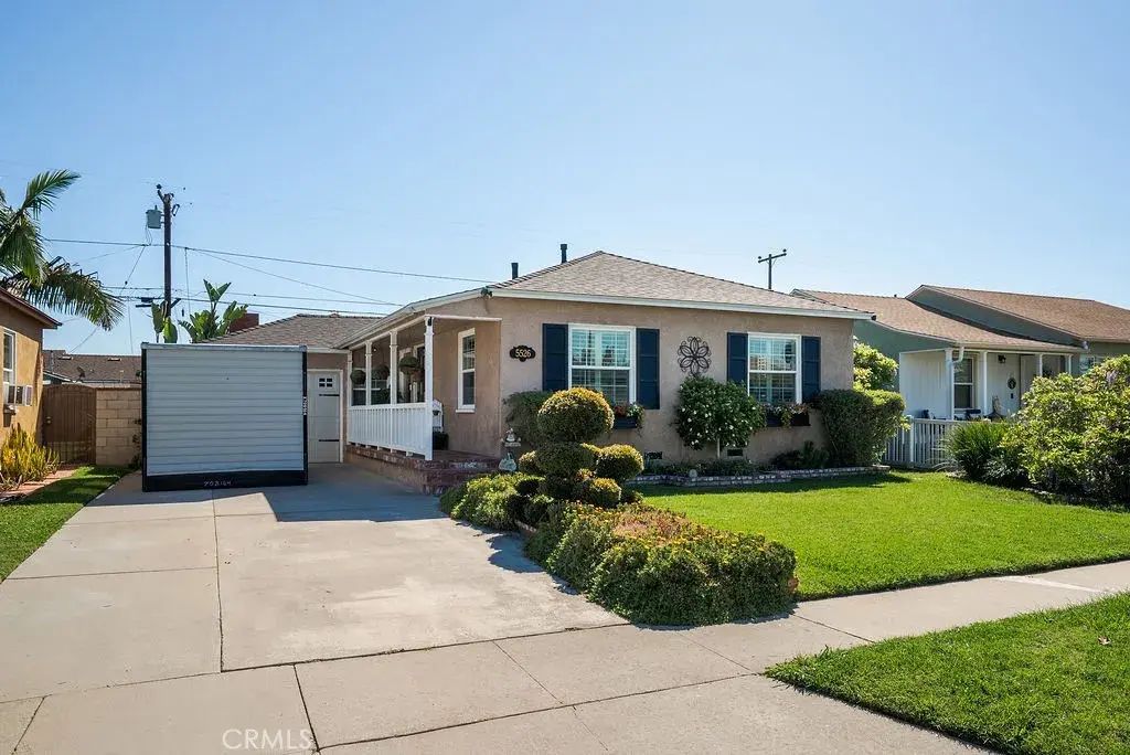 5526 Bonfair, Lakewood