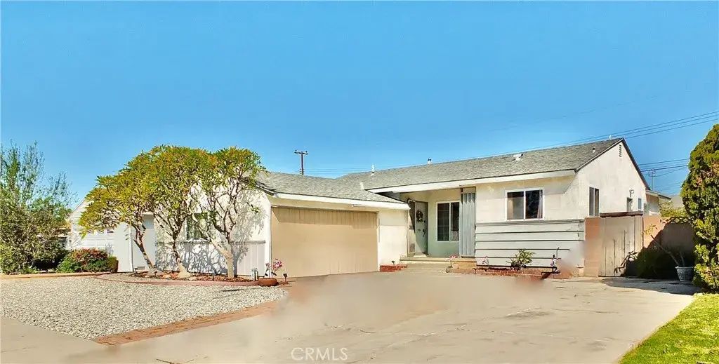 15845 Sharonhill Drive, Whittier