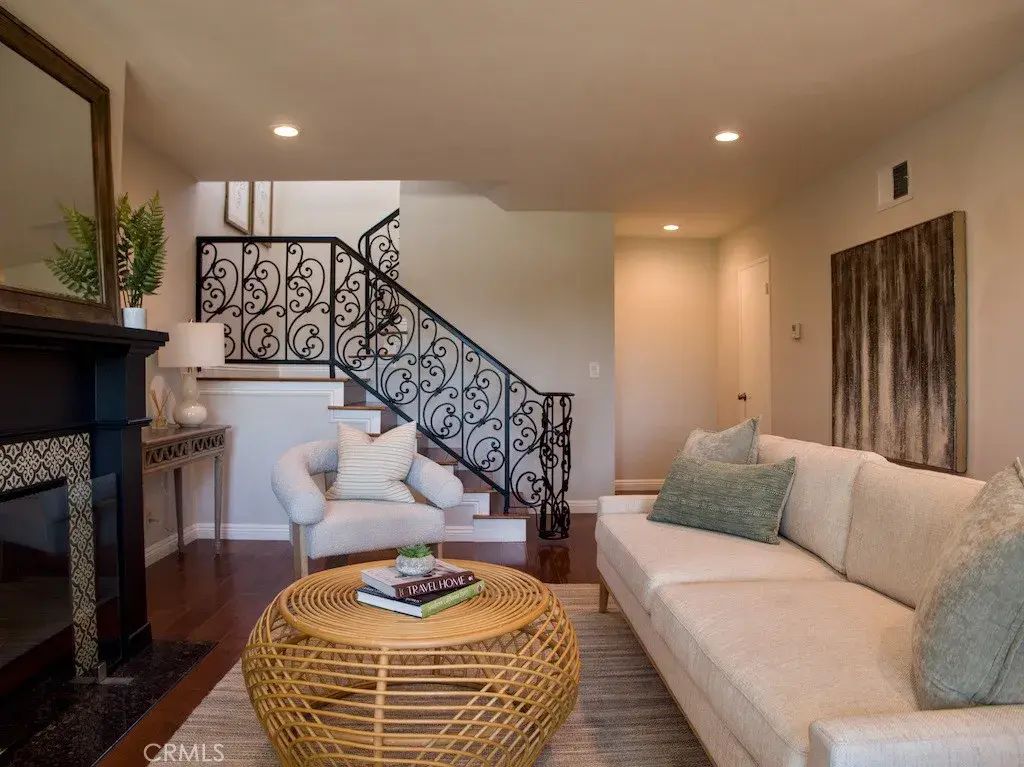 263 E Sierra Madre B, Sierra Madre