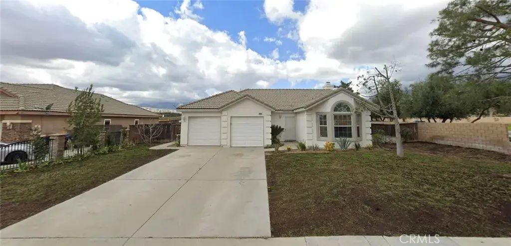 5696 New Pine Avenue, San Bernardino