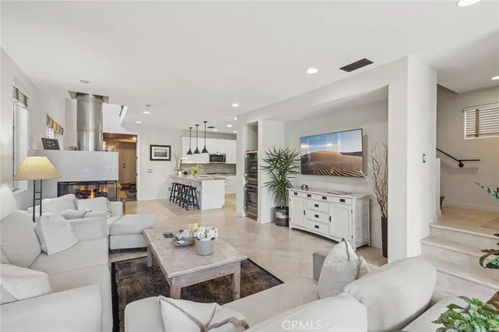 610 Marigold Avenue, Corona Del Mar