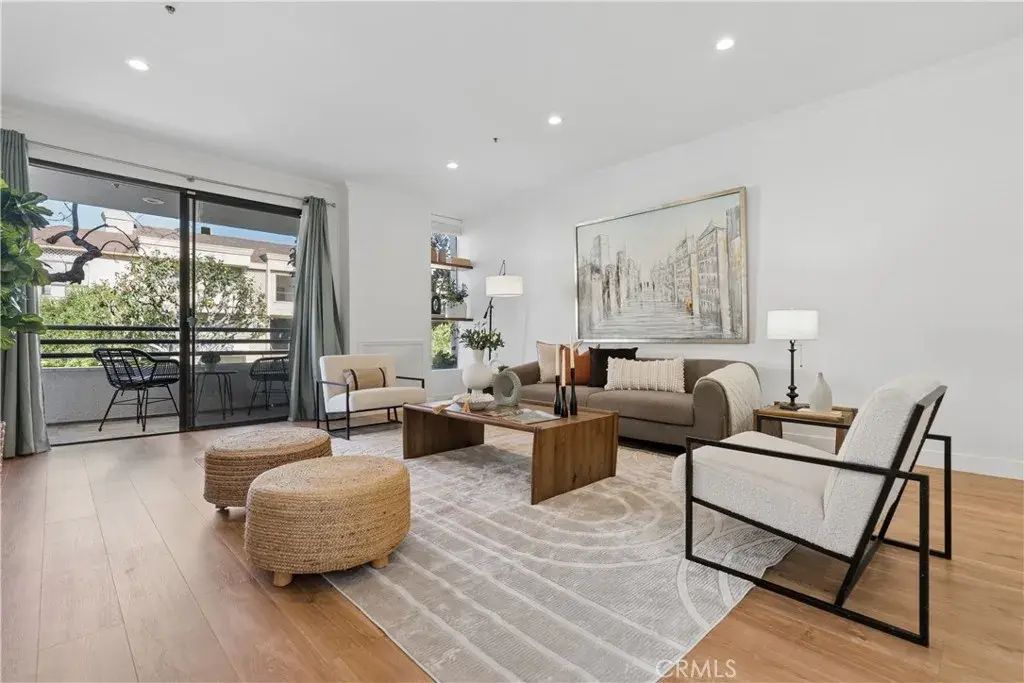 1935 Malcolm Avenue 102, Los Angeles