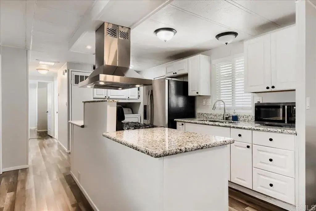 255 E Bradley Spc 118, El Cajon