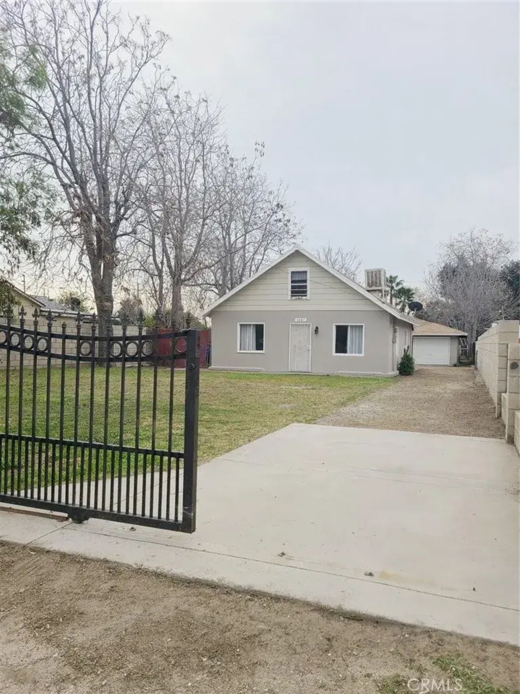 1087 E 2nd Street, San Bernardino