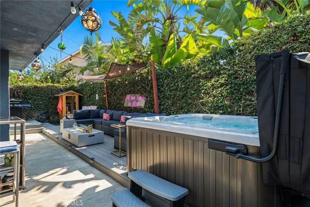 1361 Prospect, Long Beach