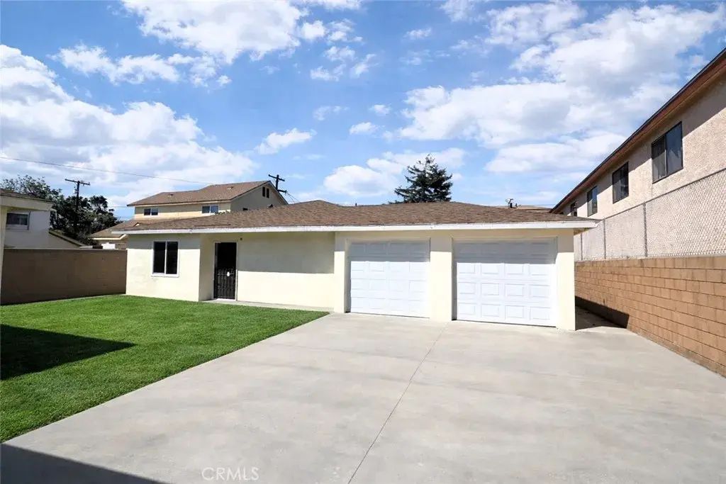 1267 W 166th, Gardena
