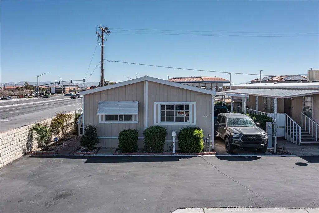 14411 Palmdale 64, Victorville