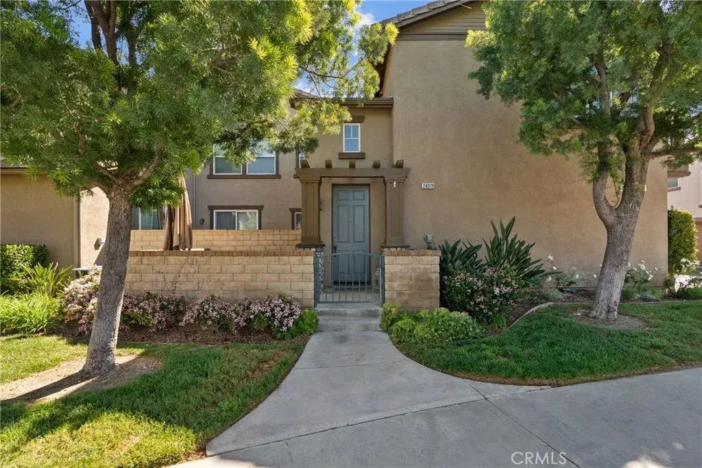 24019 Amphora Place, Valencia