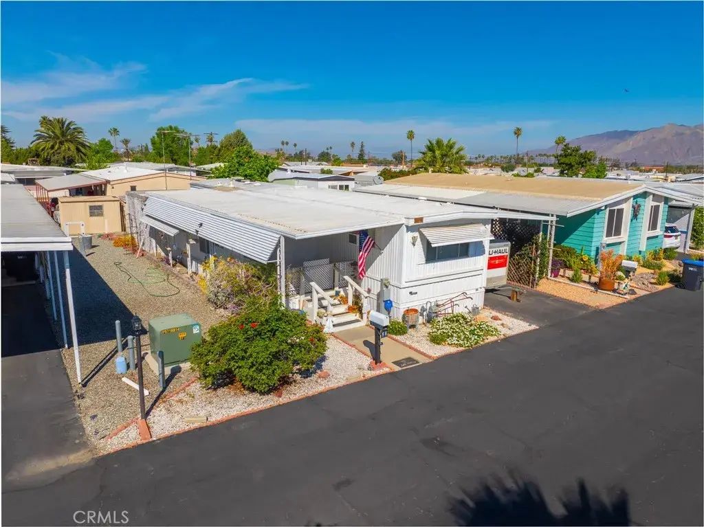 43531 Acacia East 66, Hemet